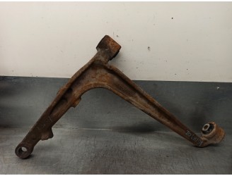Recambio de brazo suspension inferior delantero izquierdo para volkswagen t4 bus (mod. 1991) 2.5 tdi referencia OEM IAM 70140716