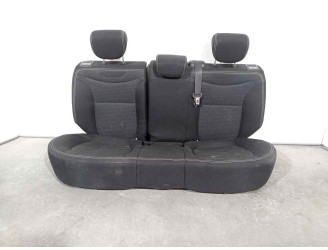 Recambio de asientos traseros para kia soul ( ) 1.6 crdi cat referencia OEM IAM 4686193 TELA NEGRA 5 PUERTAS