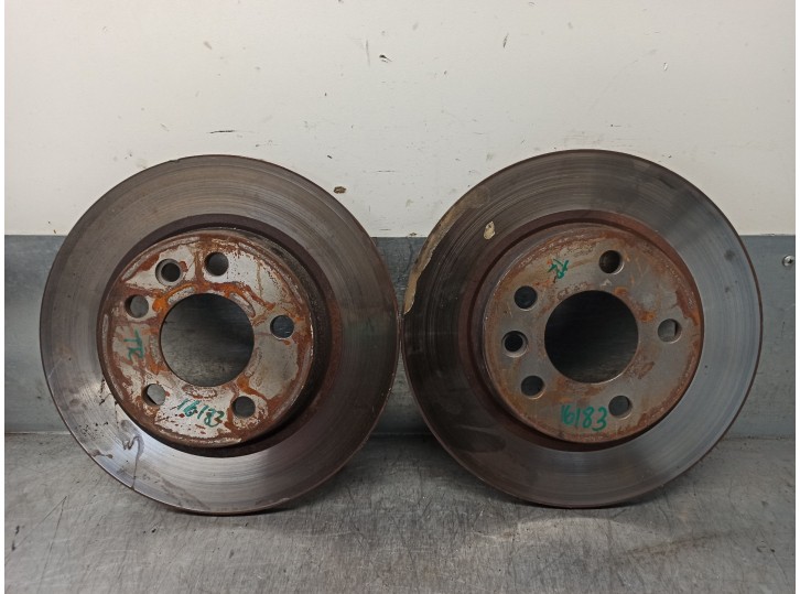 Recambio de disco freno trasero para volkswagen t4 bus (mod. 1991) 2.5 tdi referencia OEM IAM 7D0615601 