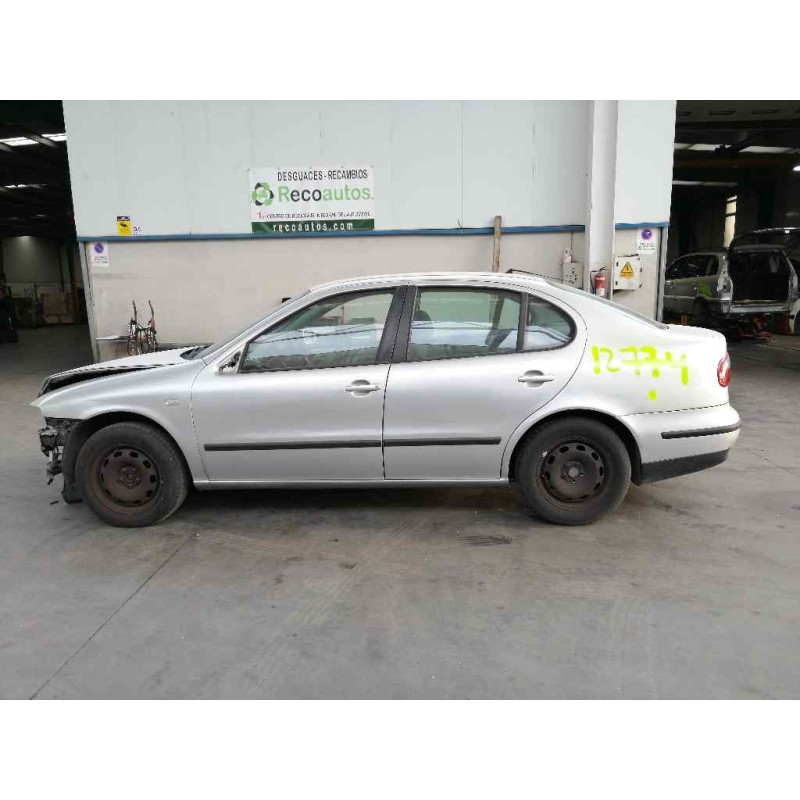 seat toledo (1m2) del año 2000