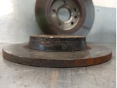 Recambio de disco freno trasero para volkswagen t4 bus (mod. 1991) 2.5 tdi referencia OEM IAM 7D0615601  