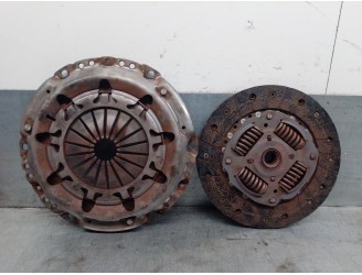 Recambio de kit embrague para citroën xsara picasso (n68) 2.0 hdi referencia OEM IAM 323051510 205281 323051510 LUK