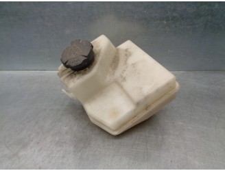 Recambio de deposito expansion para hyundai i30 (gd) 1.4 crdi cat referencia OEM IAM 25430A5800  