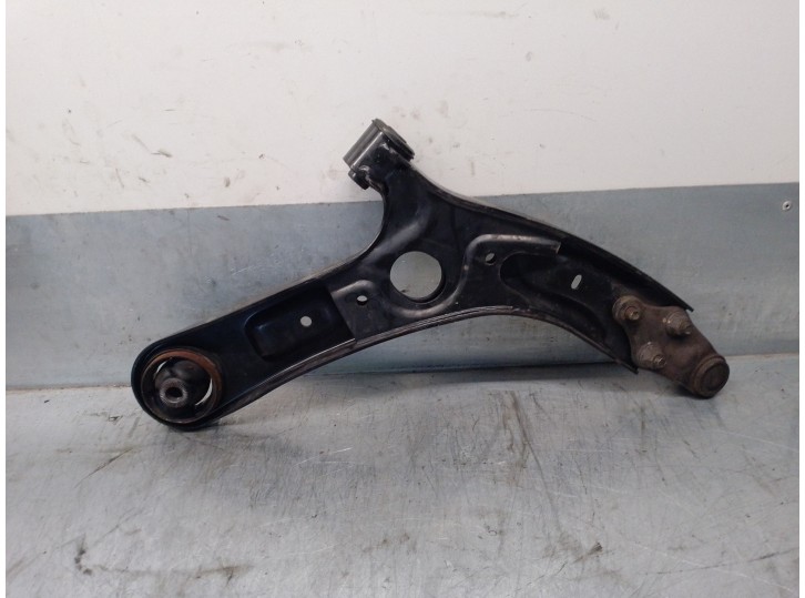 Recambio de brazo suspension inferior delantero izquierdo para kia soul ( ) 1.6 crdi cat referencia OEM IAM 54500B2000  