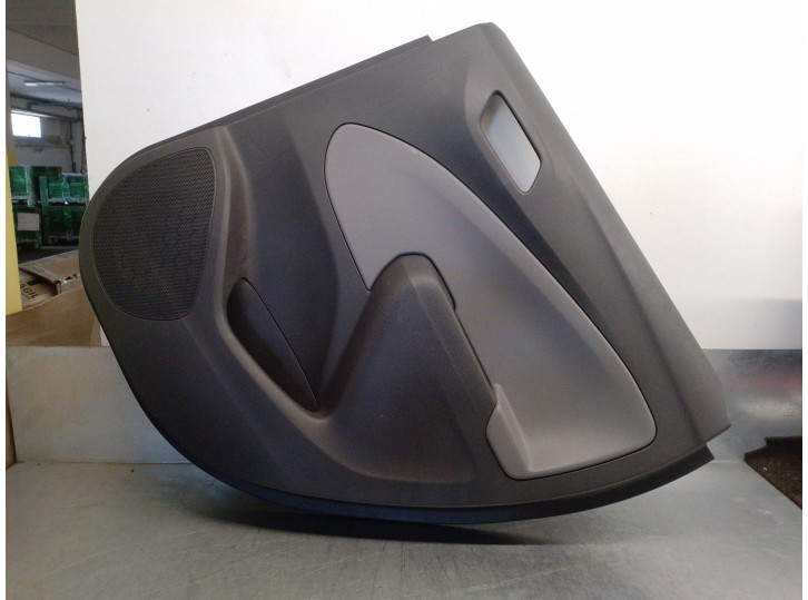 Recambio de guarnecido puerta trasera derecha para opel crossland x 1.2 referencia OEM IAM 39026936 5 PUERTAS