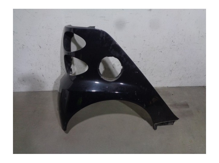 Recambio de aletin trasero derecho para smart coupe 1.0 cat referencia OEM IAM A4518820201CA7L NEGRO 