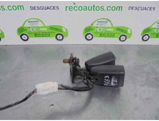 Recambio de enganche cinturon para kia cee´d 1.6 crdi cat referencia OEM IAM 888301H001 4 PIN 