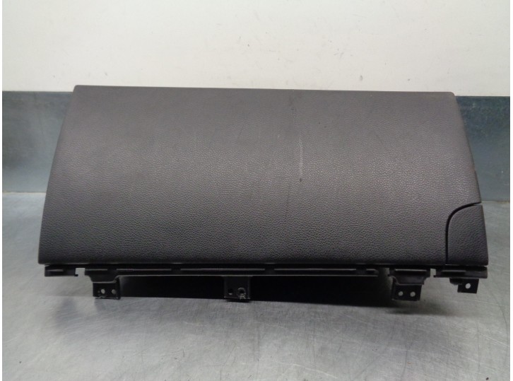 Recambio de guantera para hyundai i30 (gd) 1.4 crdi cat referencia OEM IAM 84540A6000  