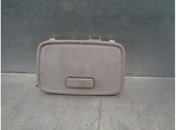 Recambio de luz interior para hyundai i30 (gd) 1.4 crdi cat referencia OEM IAM 928503XXXX TRASERA