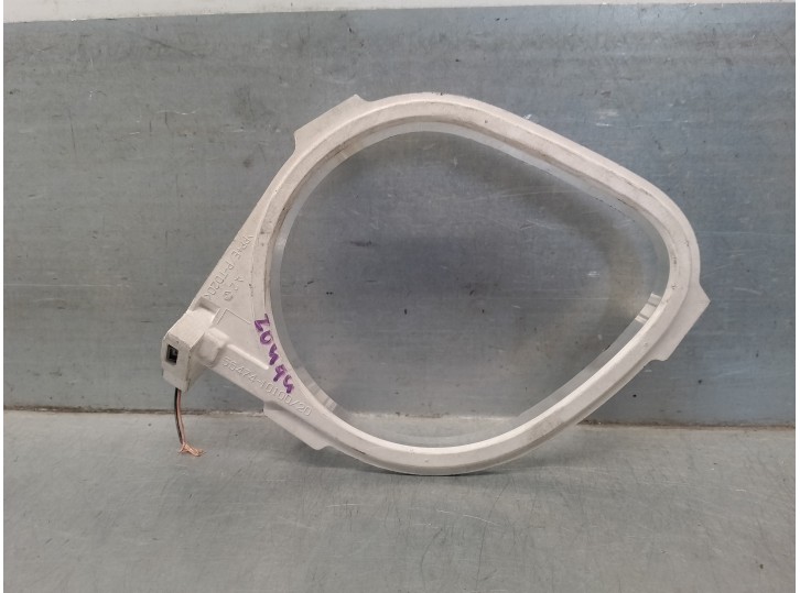 Recambio de moldura para toyota c-hr referencia OEM IAM 5547410100  