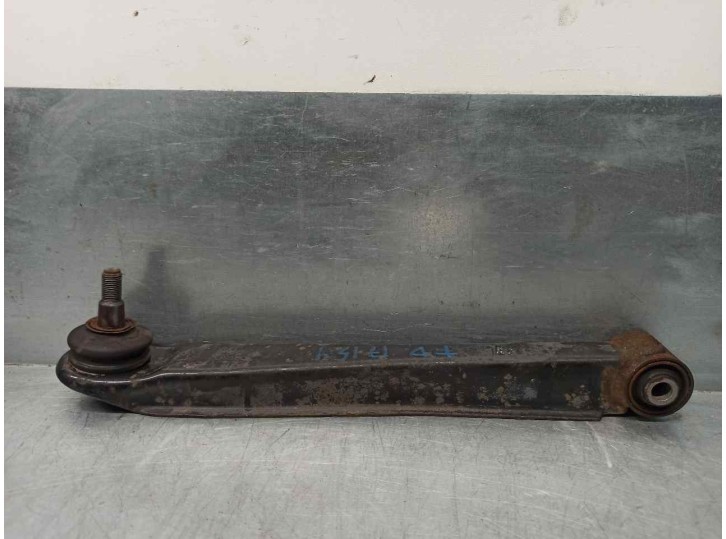 Recambio de brazo suspension inferior trasero derecho para hyundai xg 3.5 v6 cat referencia OEM IAM 5521038000  