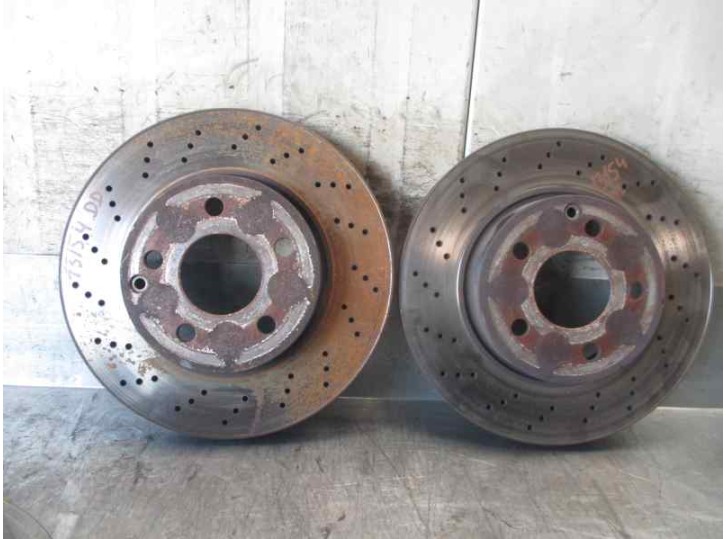 Replacement front brake disc for Mercedes-Benz C-Class (W204) saloon 2.2 CDI CAT OEM IAM reference DF4813S TRW