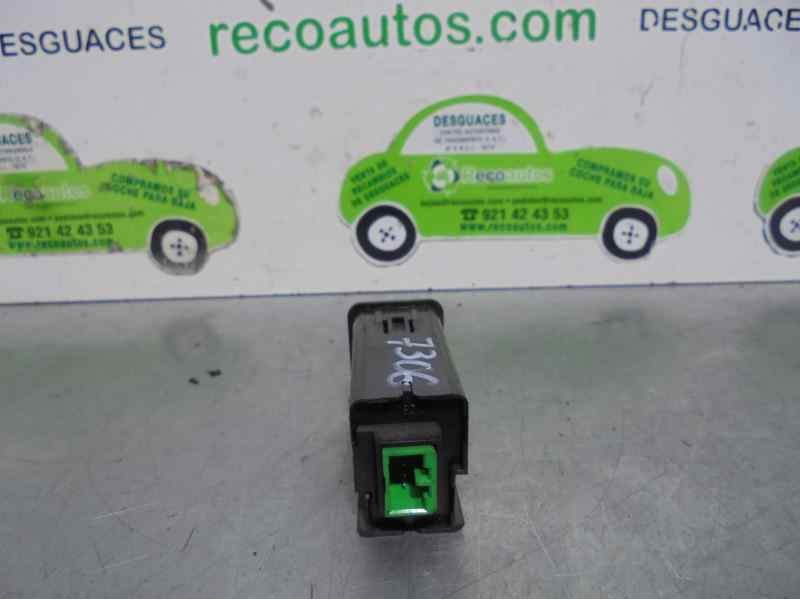 Recambio de mando luces salpicadero para land rover freelander 2.0 td4 cat referencia OEM IAM YUT500010  