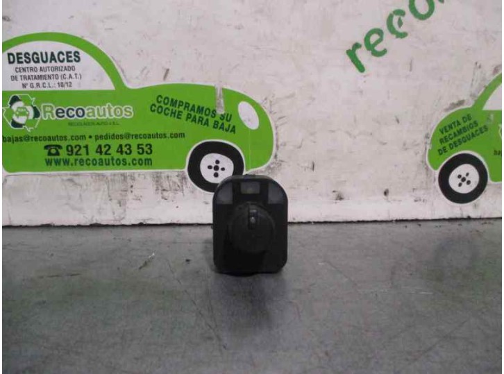 Recambio de mando retrovisor para audi a3 (8p) 1.9 tdi referencia OEM IAM 8E0959565  