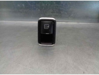 Recambio de mando elevalunas delantero derecho para mercedes-benz clase c (w204) berlina 2.2 cdi cat referencia OEM IAM A2048700