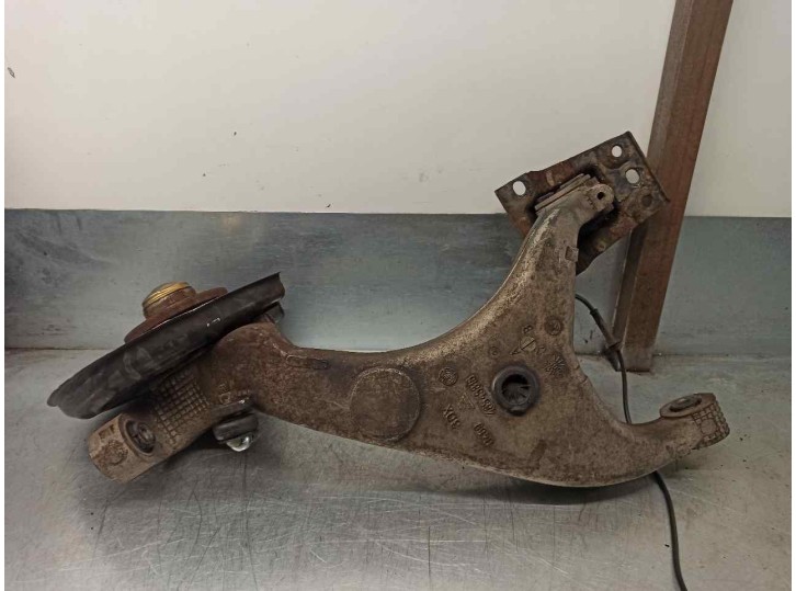 Recambio de mangueta trasera derecha para lancia lybra berlina 1.8 cat referencia OEM IAM 46545816  CESTA 39 B