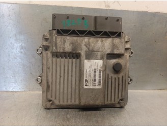 Recambio de centralita motor uce para lancia ypsilon (101) 1.3 jtd cat referencia OEM IAM 55192098 7160000903 MAGNETI MARELLI