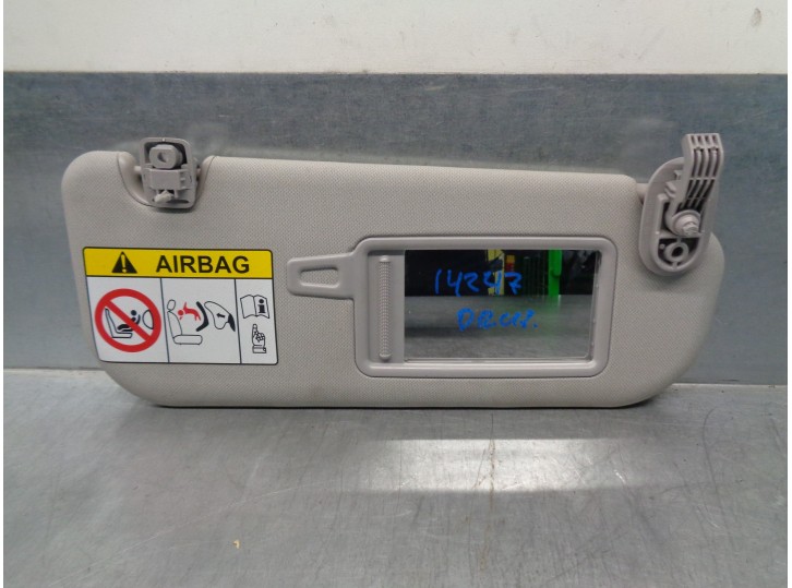 Recambio de parasol derecho para hyundai i30 (gd) 1.4 crdi cat referencia OEM IAM 85220A6050TX 