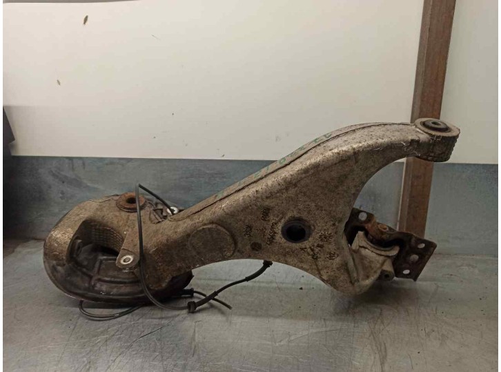 Recambio de mangueta trasera izquierda para lancia lybra berlina 1.8 cat referencia OEM IAM 46545809  CESTA 39 B