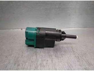 Recambio de interruptor para renault arkana referencia OEM IAM 253203383R 