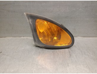 Recambio de piloto delantero derecho para bmw serie 3 berlina (e46) 320d referencia OEM IAM 7165848 63137165852 