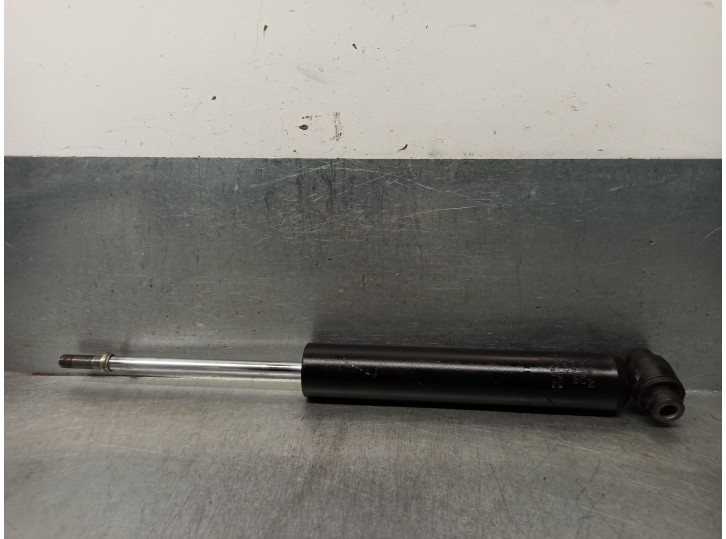 Recambio de amortiguador trasero izquierdo para citroën c4 picasso seduction referencia OEM IAM 9808182680 03091000172 KYB