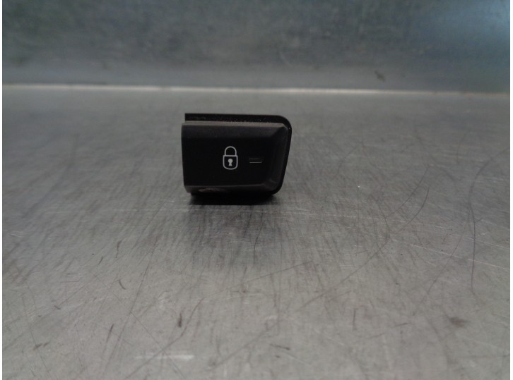 Recambio de interruptor para peugeot 208 1.2 12v e-vti referencia OEM IAM   