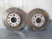 Replacement rear brake disc for Volkswagen Passat Variant (3C5) 2.0 TDI OEM IAM reference 1K0615601AD 