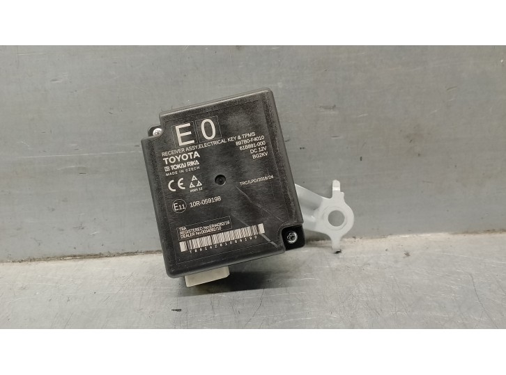 Recambio de modulo electronico para toyota c-hr referencia OEM IAM 897B0F4010 61B89100 