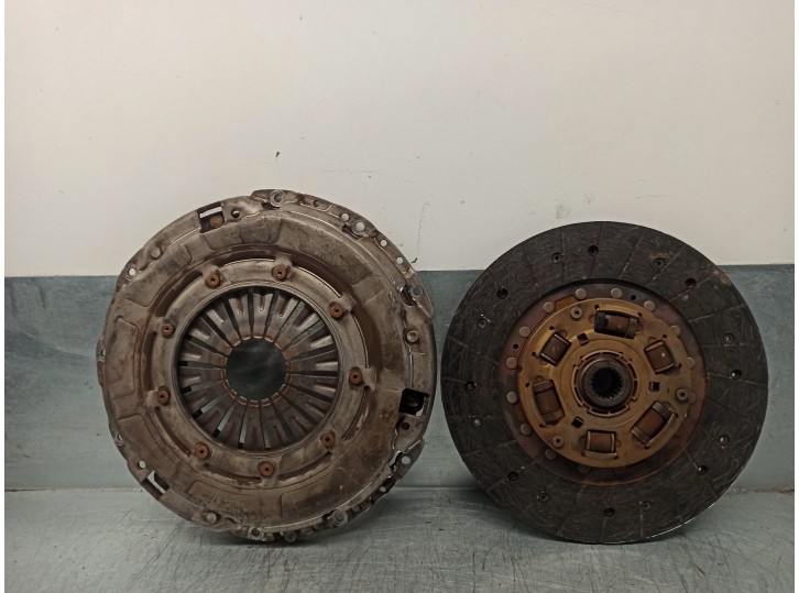 Replacement clutch kit for Hyundai Accent (MC) 1.5 CRDi CAT OEM IAM reference 4130023510 VALEO