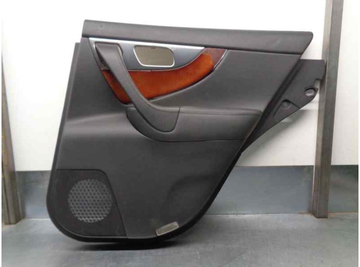 Recambio de guarnecido puerta trasera derecha para infiniti fx 5.0 v8 cat referencia OEM IAM 829001CF0B 829741CB0A 