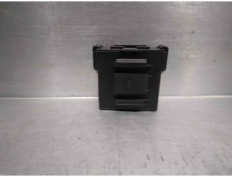 Recambio de modulo electronico para renault arkana referencia OEM IAM 284E77557R  