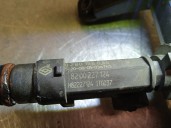 Recambio de rampa inyectora para dacia logan ambiance referencia OEM IAM 7700274294  