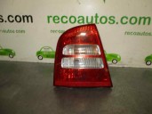 Replacement left rear light for Skoda Octavia saloon (1U2) 1.9 TDI OEM IAM reference 1U6945095 