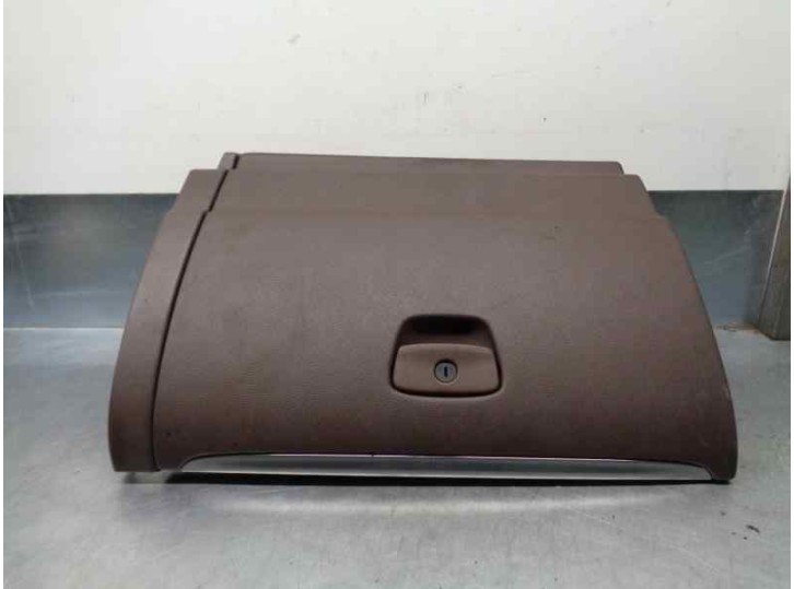 Recambio de guantera para infiniti fx 5.0 v8 cat referencia OEM IAM 681021CY0A 