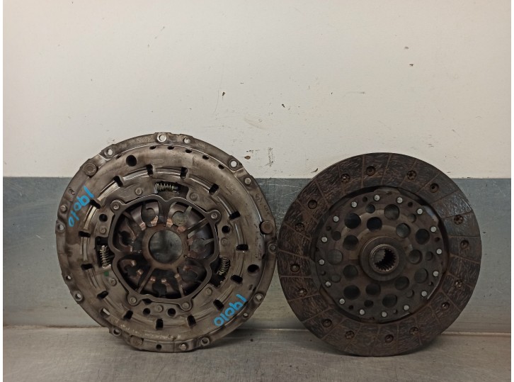 Recambio de kit embrague para renault espace iv (jk0) grand espace dynamique referencia OEM IAM 7701475950 123041910 LUK