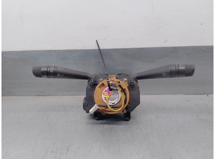 Recambio de mando luces para fiat fiorino 1.3 16v jtd cat referencia OEM IAM 735531776 