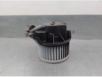 Recambio de motor calefaccion para fiat fiorino 1.3 16v jtd cat referencia OEM IAM 77366856  