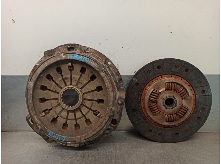 Recambio de kit embrague para mitsubishi montero (v20/v40) 2.8 turbodiesel referencia OEM IAM MR317682  