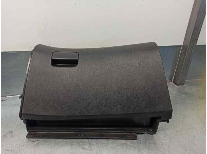 Recambio de guantera para subaru legacy familiar/outback b13 (bp) 2.5i outback referencia OEM IAM 66123AG010  
