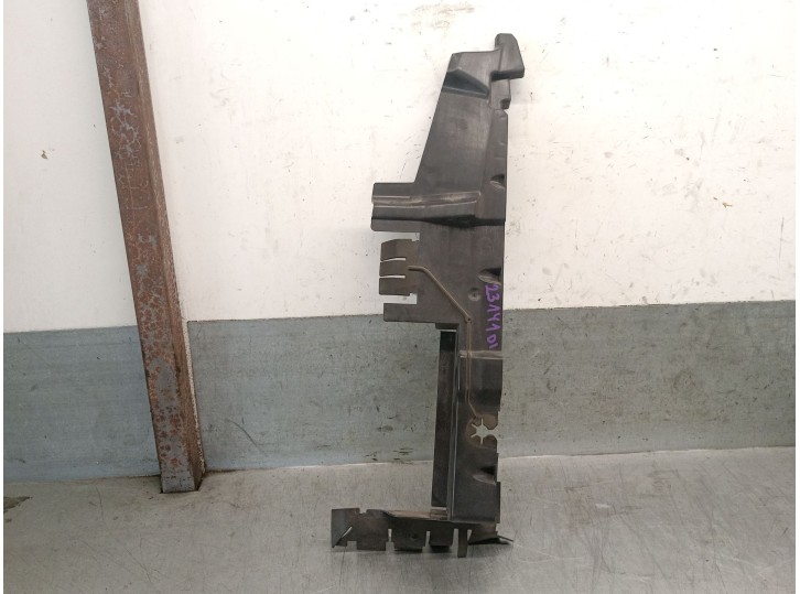 Recambio de molduras delanteras para peugeot 3008 i monospace (0u_) 2.0 hdi hybrid4 (0urhca) referencia OEM IAM 9673027580 7104R