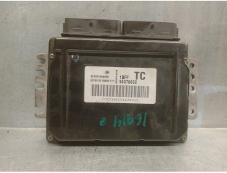 Recambio de centralita motor uce para chevrolet kalos 1.2 cat referencia OEM IAM 96376652 S010016040B0 