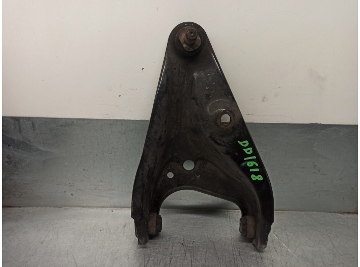 Replacement front right lower suspension arm for Dacia Lodgy 1.6 SCe cat OEM IAM reference 545006623R 