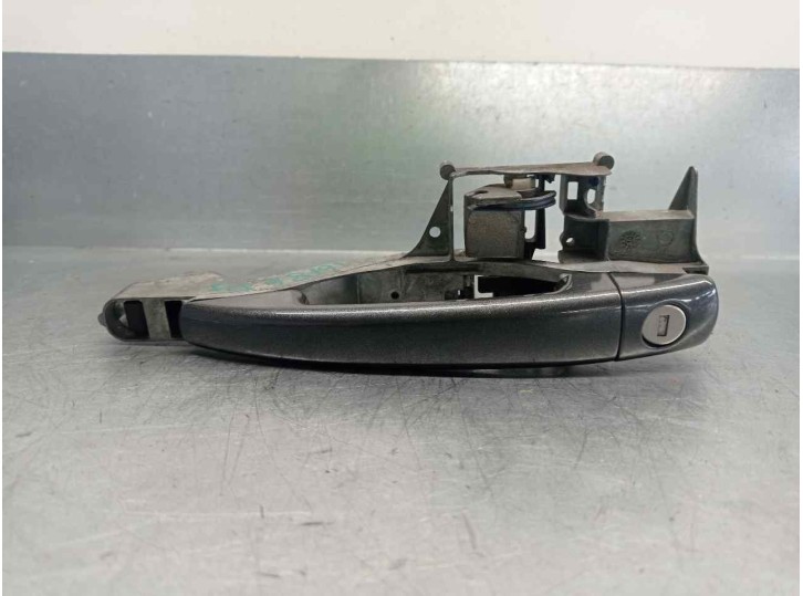 Recambio de maneta exterior delantera izquierda para peugeot 308 confort referencia OEM IAM 9680168680  5 PUERTAS