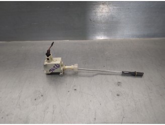 Recambio de motor tapa deposito combustible para volkswagen golf v berlina (1k1) 1.9 tdi referencia OEM IAM 1K6810773  