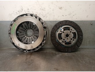 Recambio de kit embrague para dacia sandero iii 1.0 tce 90 referencia OEM IAM 302107276R 302052839R 