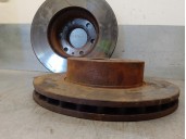 Recambio de disco freno delantero para iveco daily caja cerrada (2006 =>) 2.3 diesel referencia OEM IAM 5801639518  