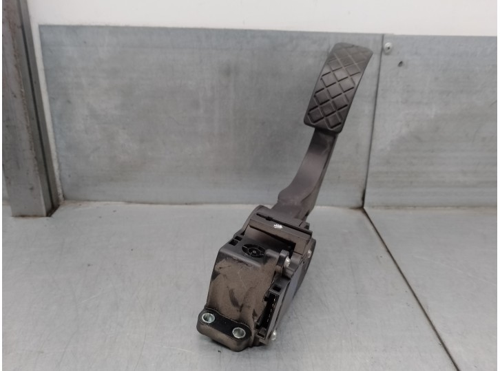 Recambio de potenciometro pedal para seat ibiza (6l1) 1.4 tdi referencia OEM IAM 6Q1721503H 0280755055 BOSCH