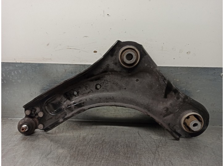Recambio de brazo suspension inferior delantero izquierdo para renault fluence dynamique referencia OEM IAM 545014055R 
