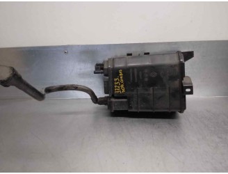 Recambio de deposito combustible para renault arkana referencia OEM IAM 149501471R 8201718040 